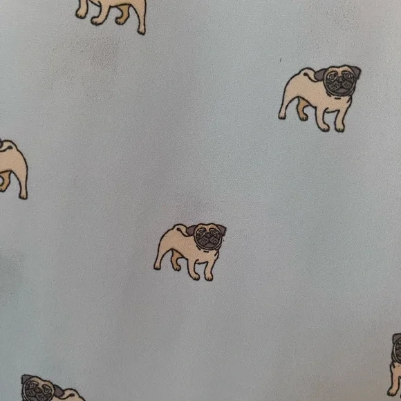 Pug print sleeveless blouse - Picture 3 of 9